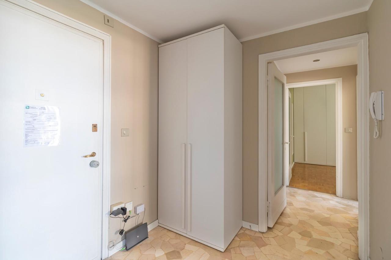 Altido Trendy Flat With Balcony, Easy Access To Milan Centre Milão Exterior foto